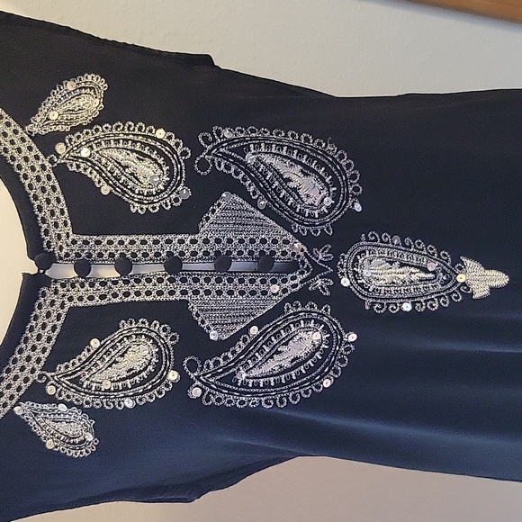 #4 Beautiful Women's Long Tank Top. SZ Large - Picture 2 of 5